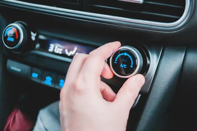 recarga aire acondicionado coche terrassa